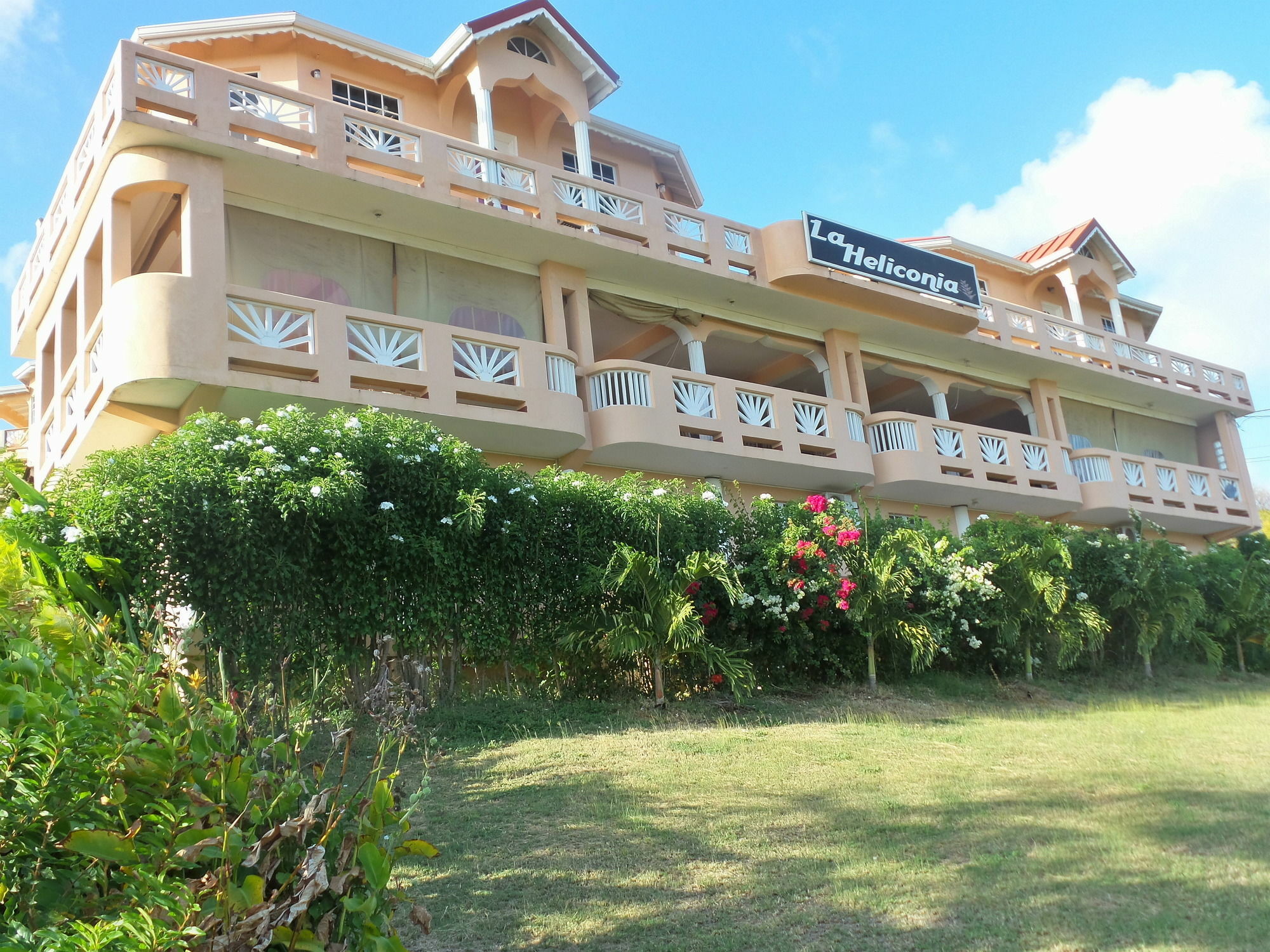 La Heliconia & Day Spa St. George's Eksteriør bilde